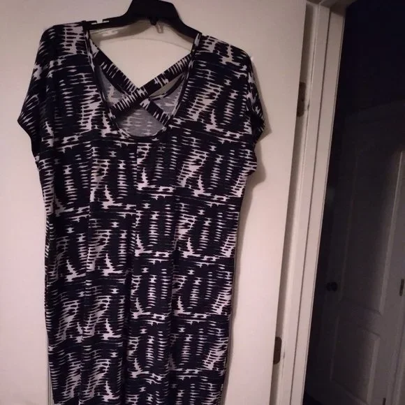 Women's Lane Bryant Black and White Dress - Picture 1 of 3
